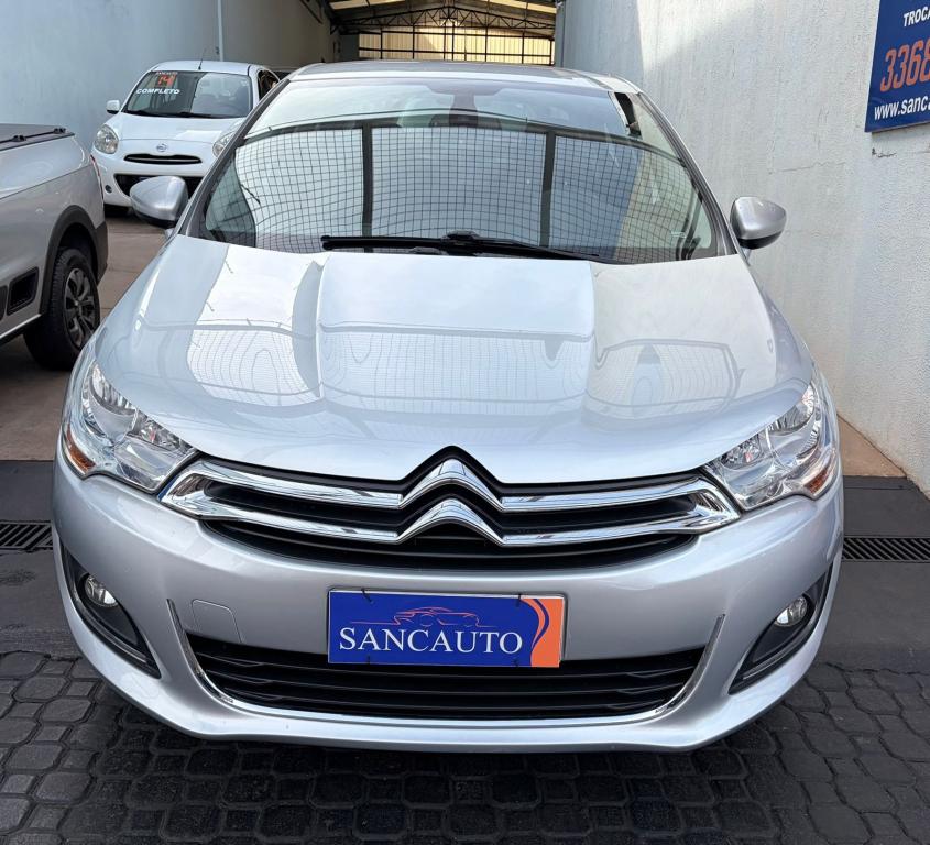 CITROEN C4 Sedan - Foto