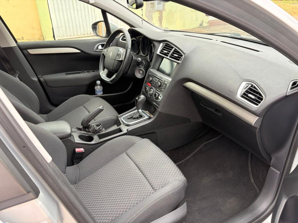 CITROEN C4 Sedan - Foto