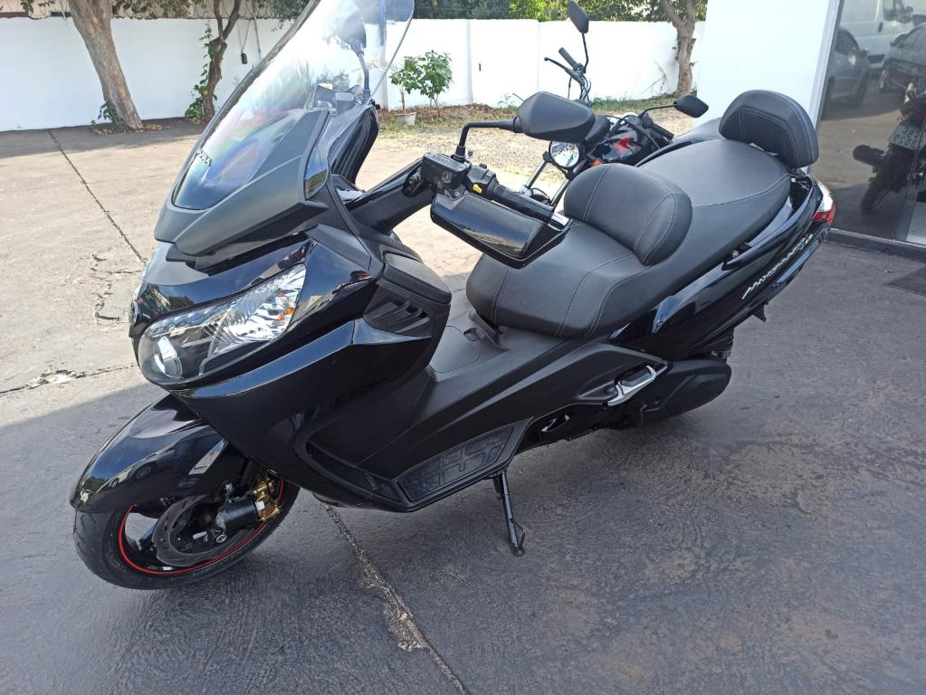 DAFRA Maxsym 400