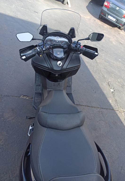 DAFRA Maxsym 400 - Foto