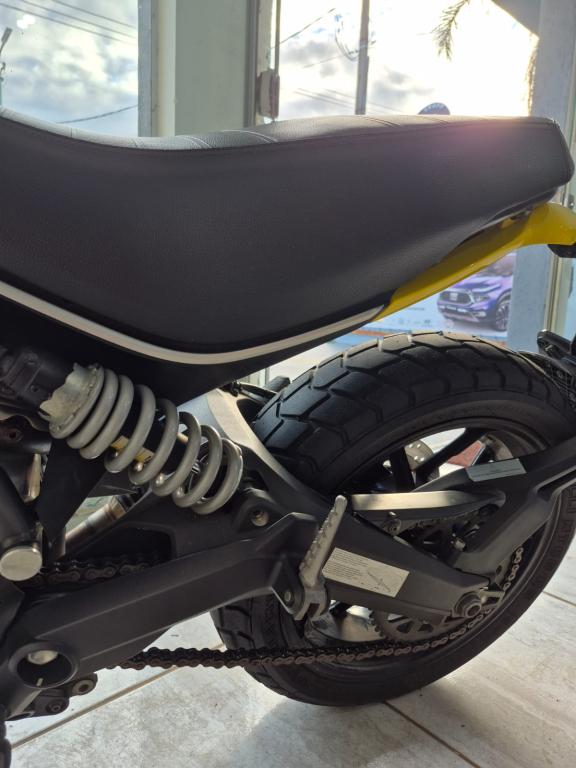 DUCATI Scrambler 800 - Foto