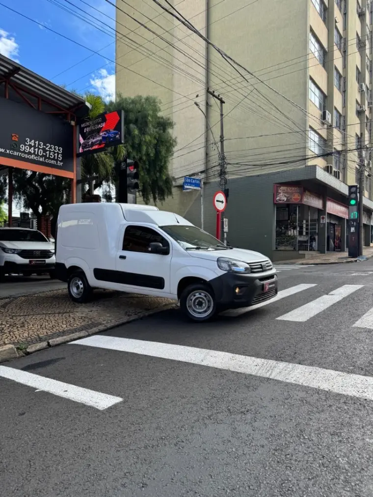FIAT Fiorino Furgão - Foto
