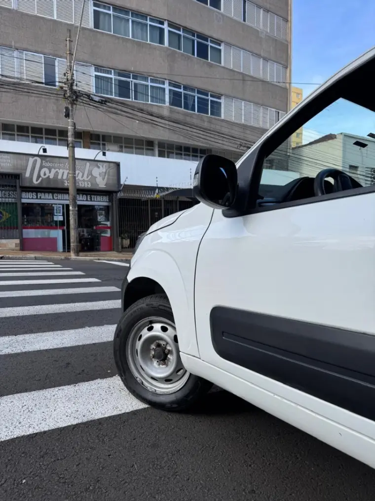 FIAT Fiorino Furgão - Foto