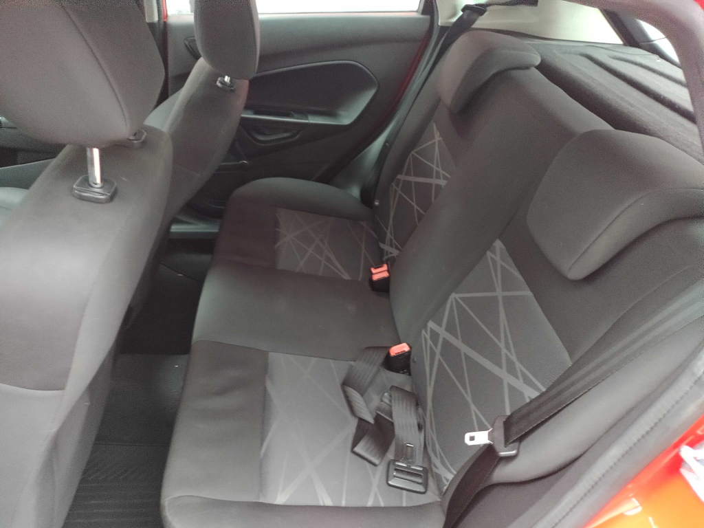 FORD Fiesta Hatch - Foto