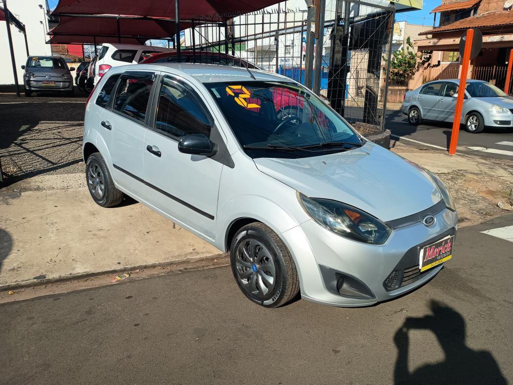 FORD Fiesta Hatch - Foto