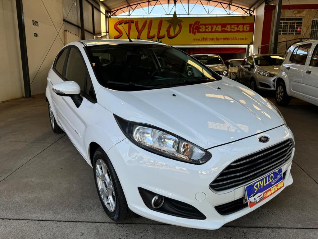 FORD Fiesta Hatch - Foto