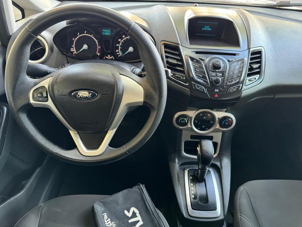 FORD Fiesta Hatch - Foto