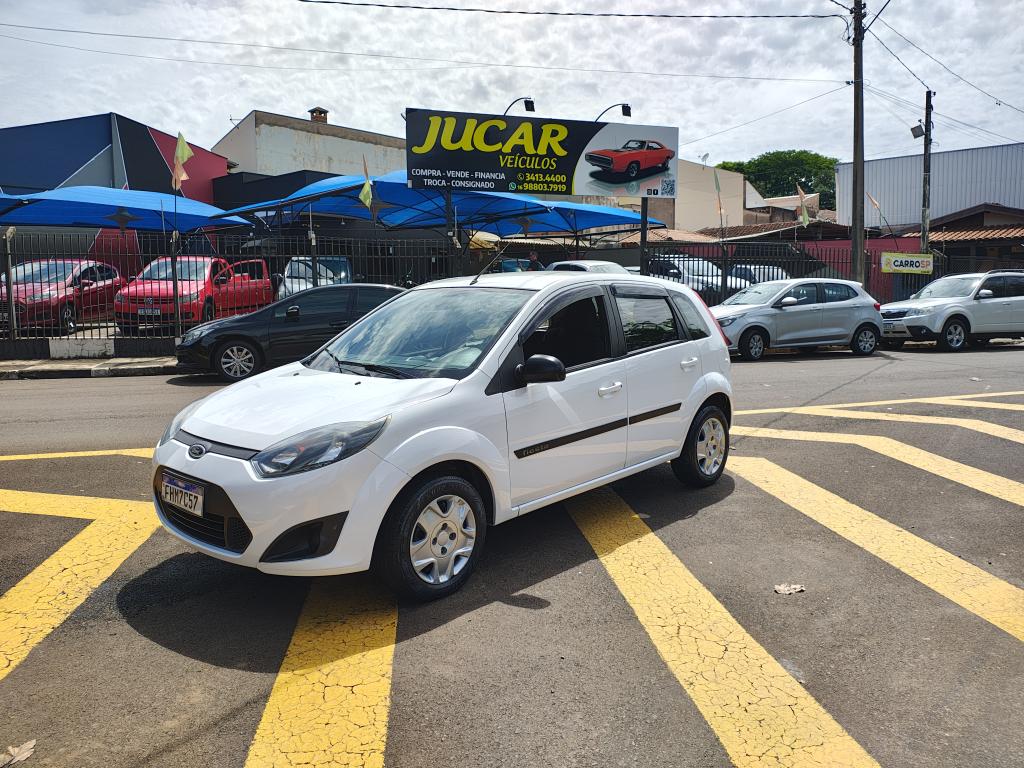 FORD Fiesta Hatch - Foto