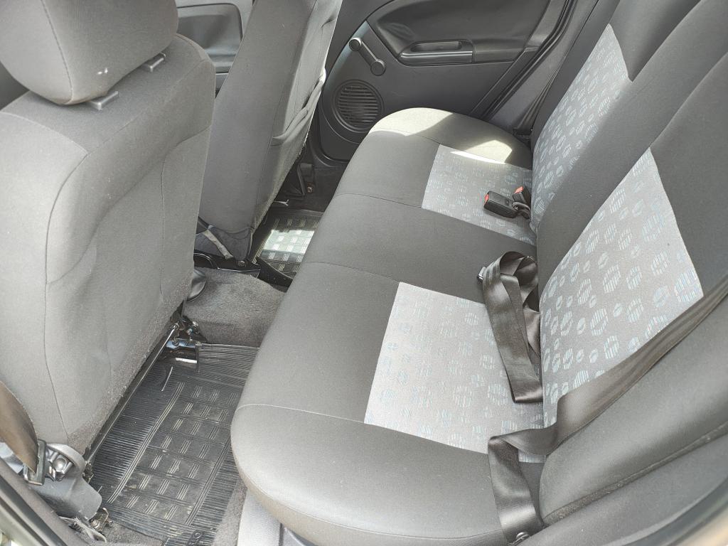 FORD Fiesta Hatch - Foto