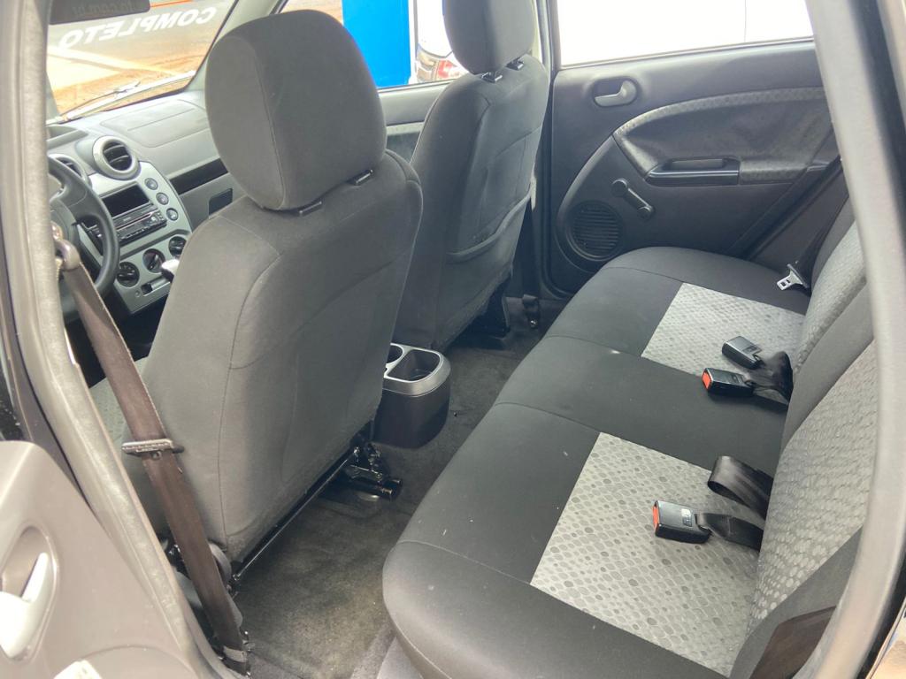 FORD Fiesta Hatch - Foto