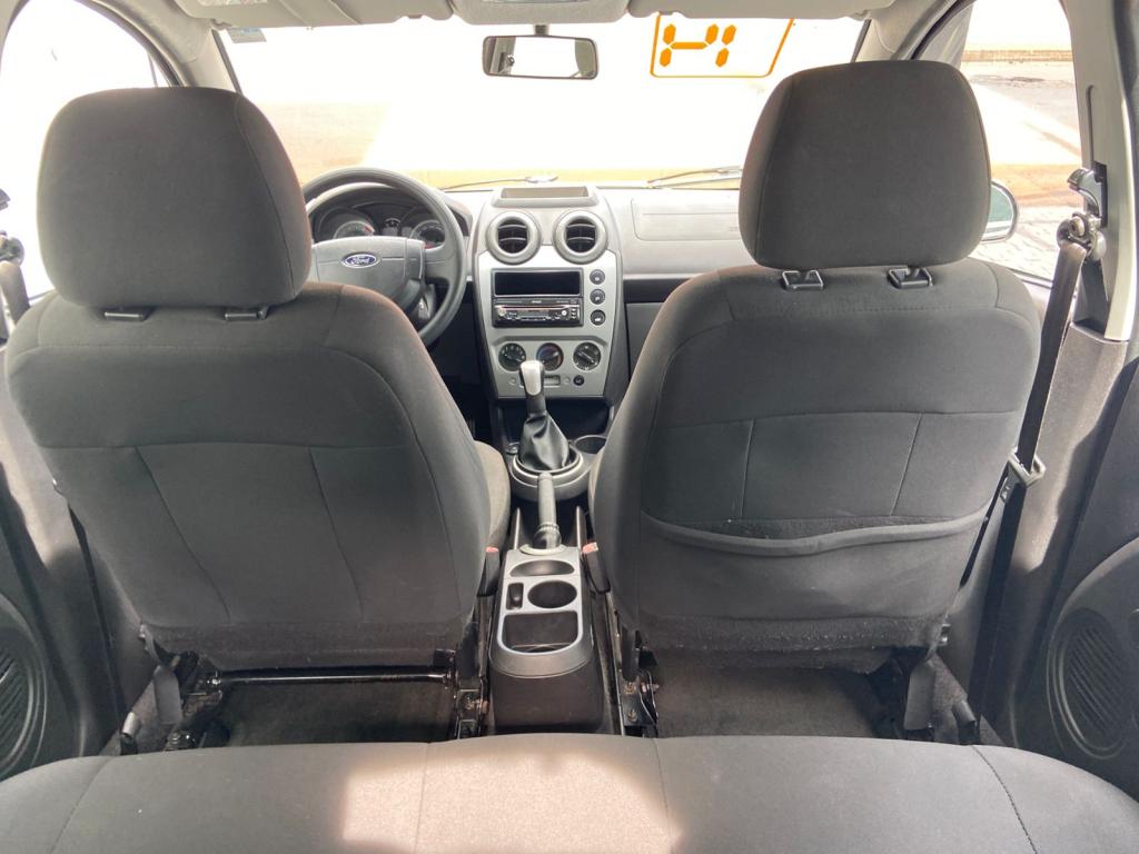 FORD Fiesta Hatch - Foto