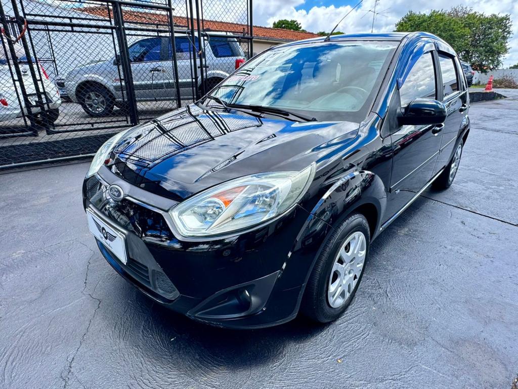 FORD Fiesta Hatch - Foto