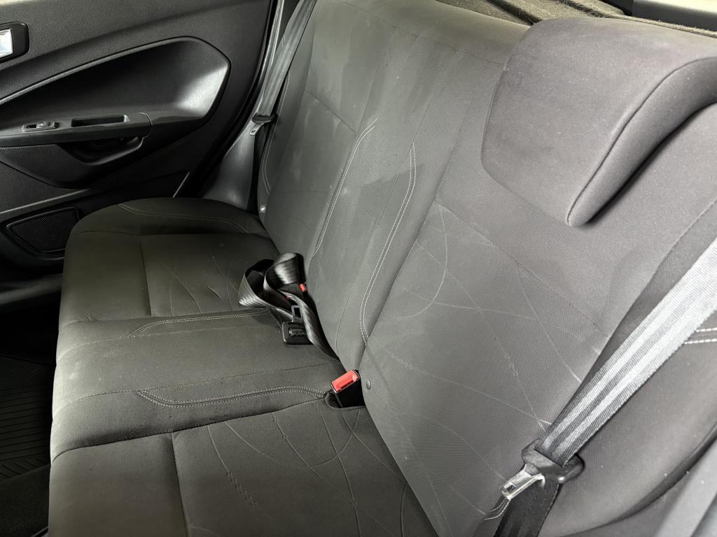 FORD Fiesta Hatch - Foto