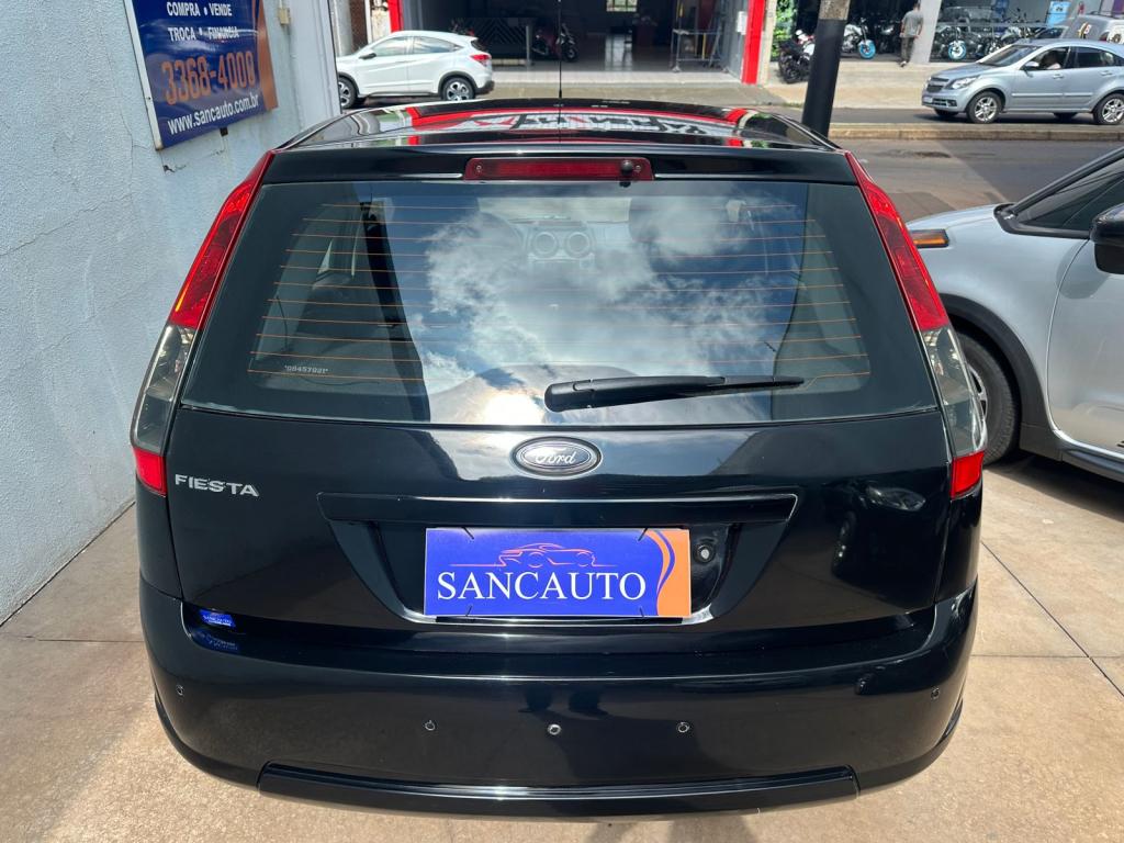 FORD Fiesta Hatch - Foto