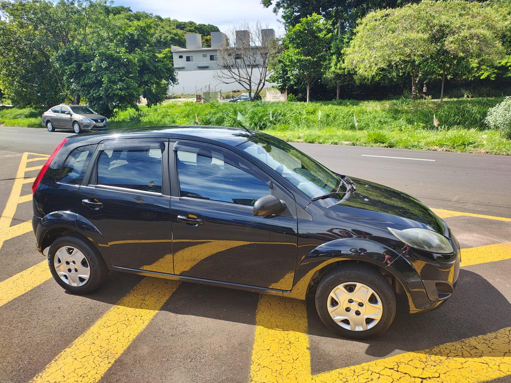 FORD Fiesta Hatch - Foto