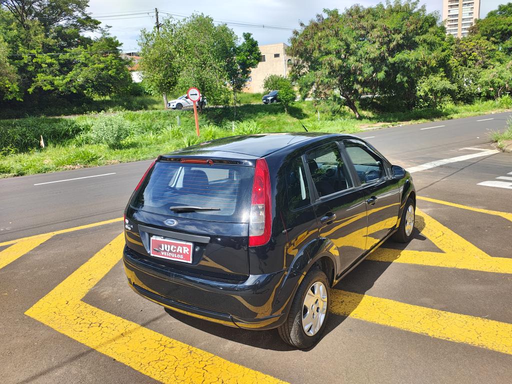 FORD Fiesta Hatch - Foto