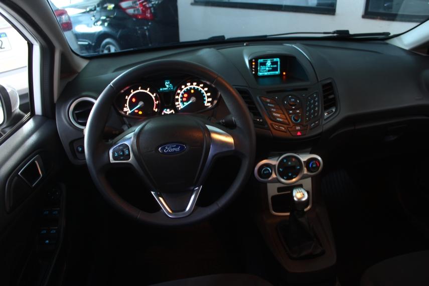 FORD Fiesta Hatch - Foto