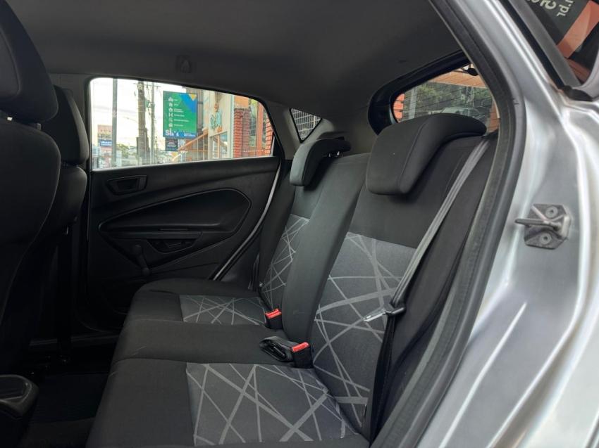 FORD Fiesta Hatch - Foto