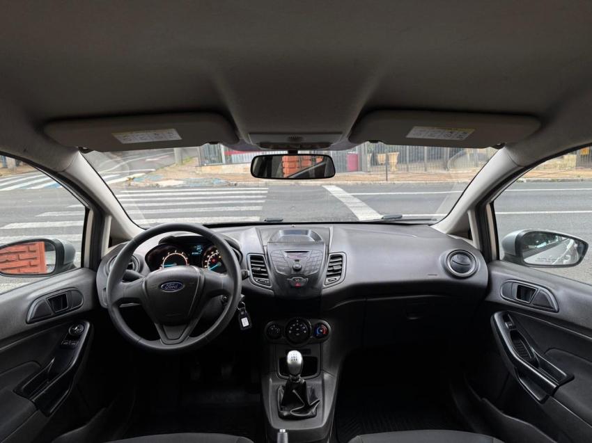 FORD Fiesta Hatch - Foto