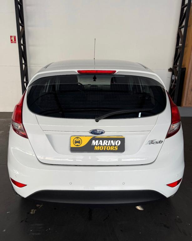 FORD Fiesta Hatch - Foto