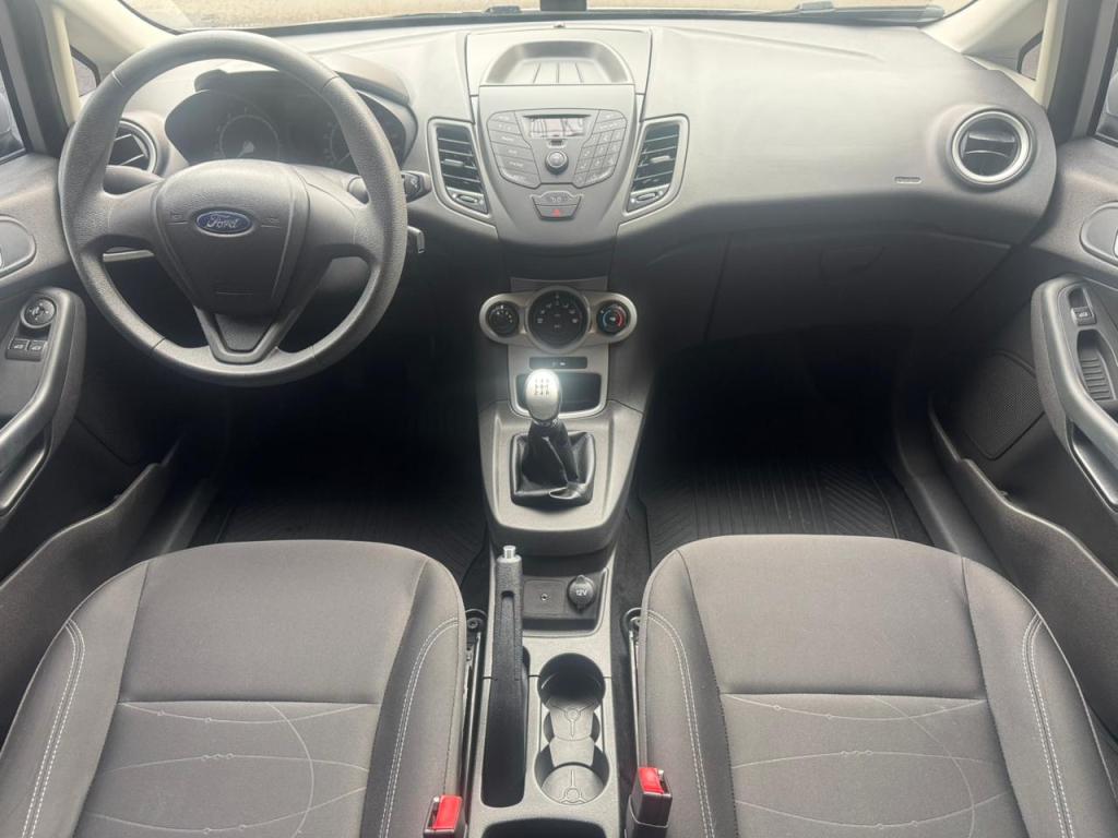 FORD Fiesta Hatch - Foto