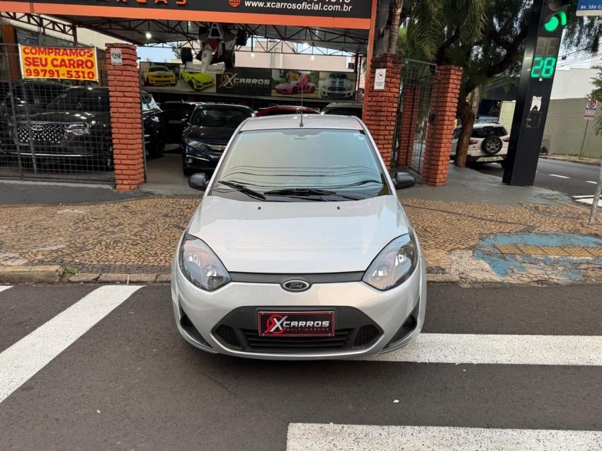 FORD Fiesta Hatch - Foto