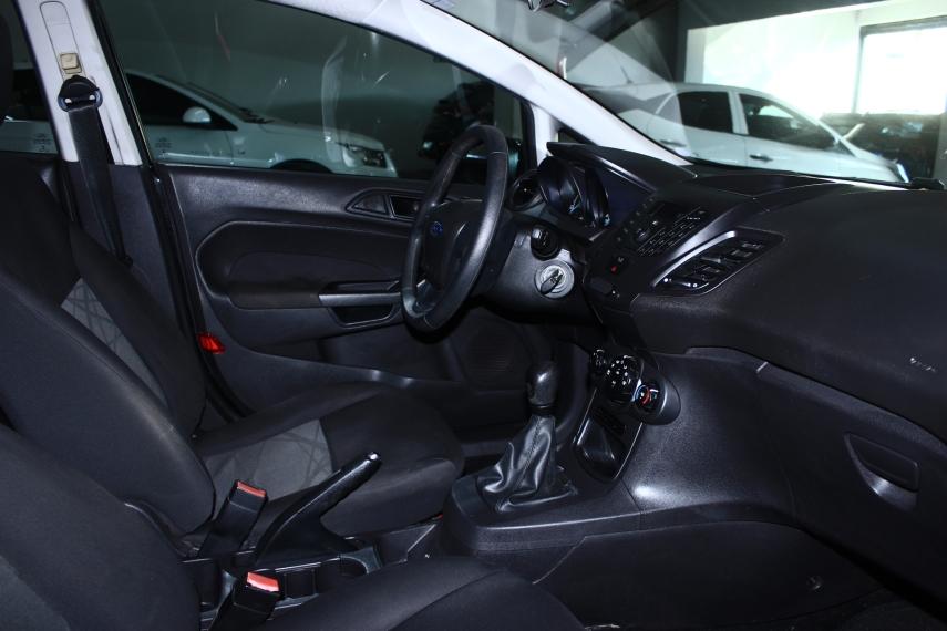FORD Fiesta Hatch - Foto