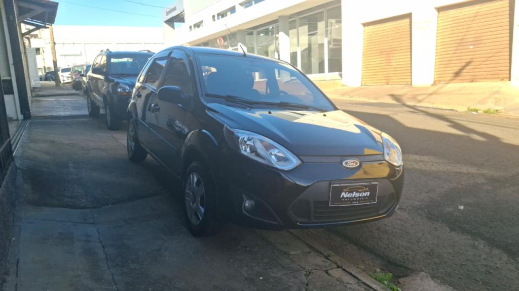 FORD Fiesta Hatch - Foto