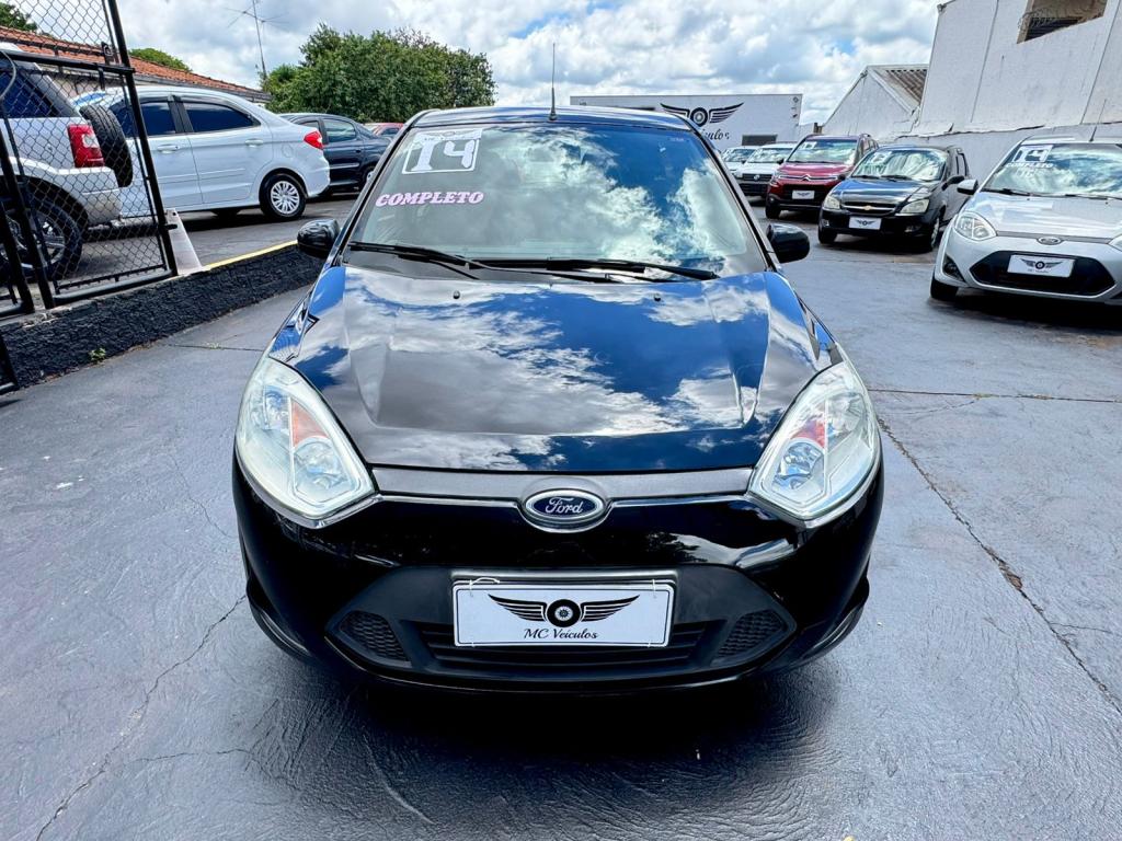 FORD Fiesta Hatch - Foto