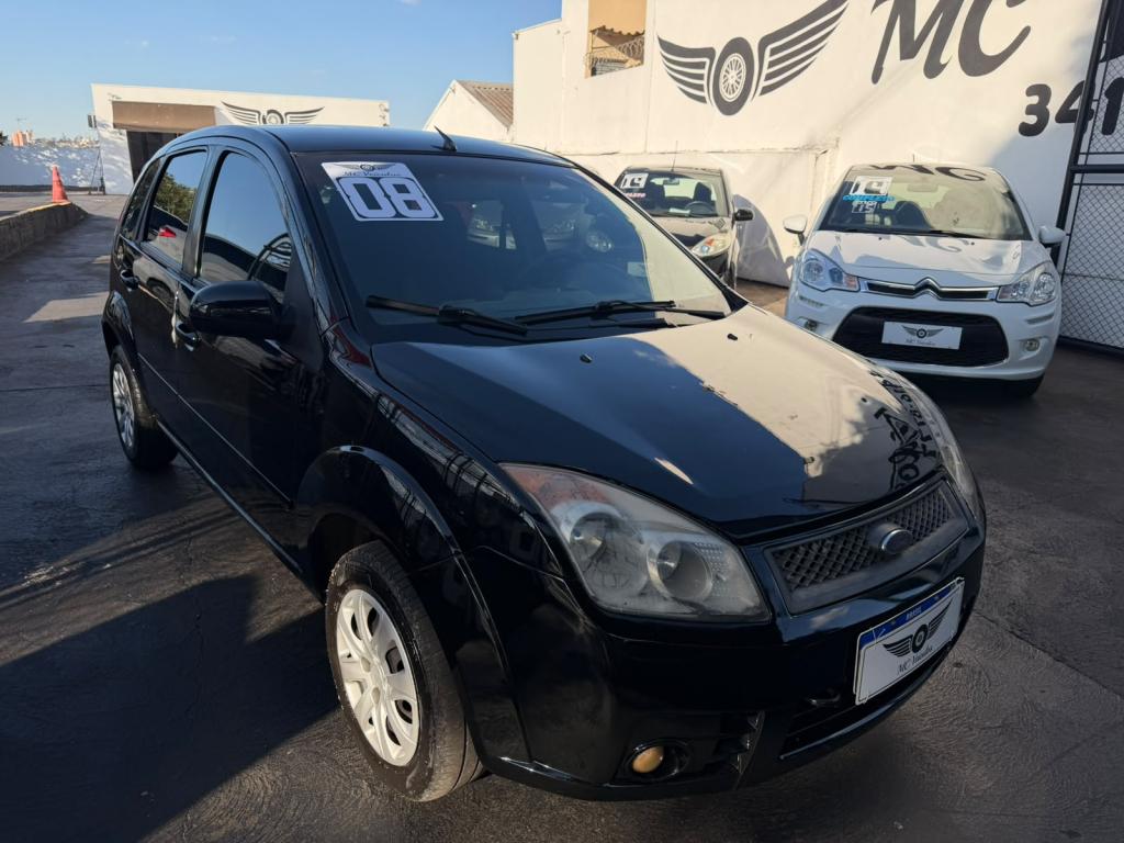 FORD Fiesta Hatch - Foto