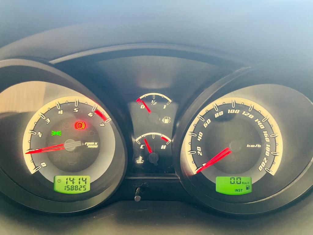 FORD Fiesta Sedan - Foto