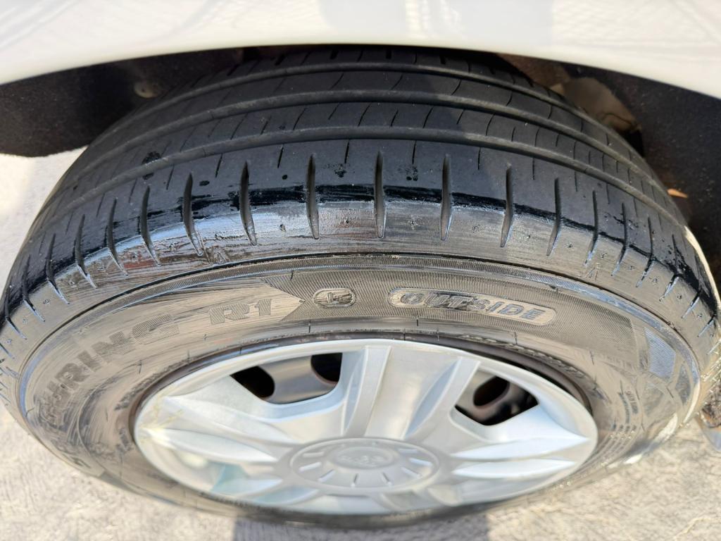 FORD Focus Hatch - Foto