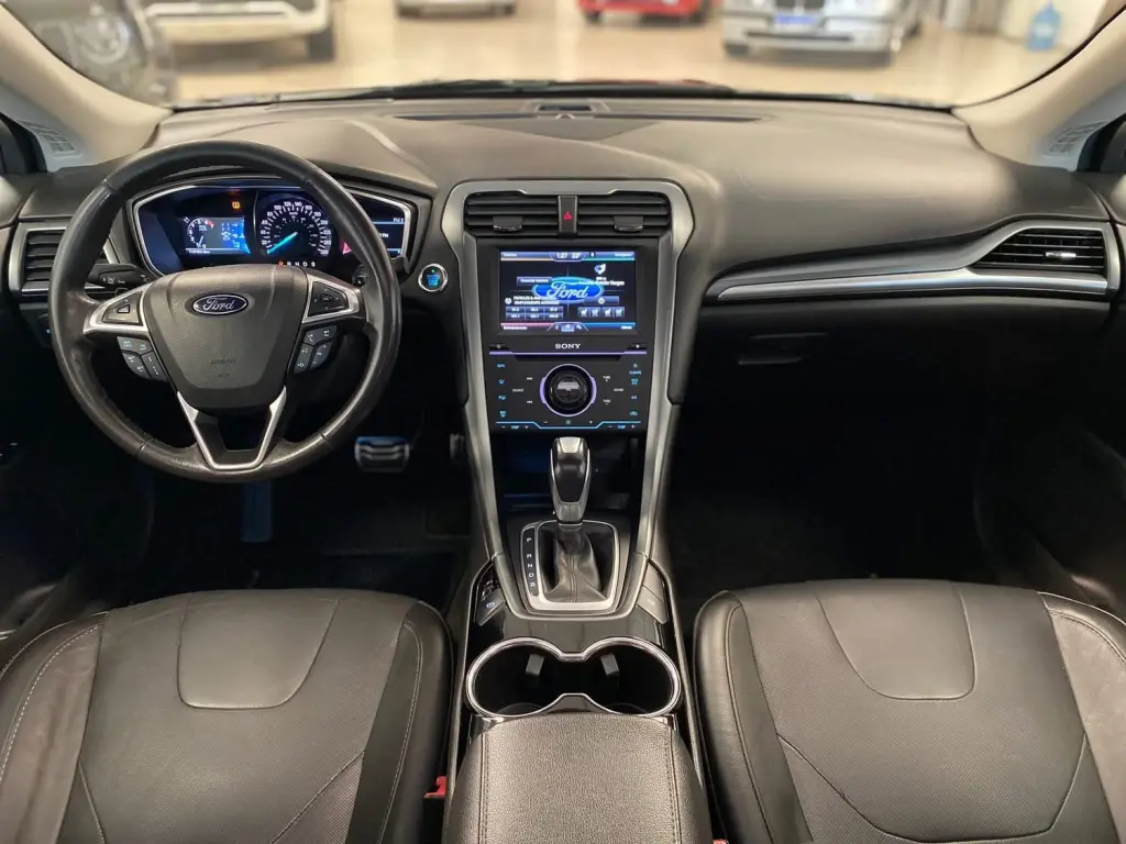 FORD Fusion - Foto