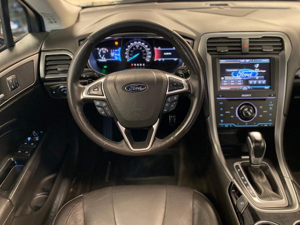 FORD Fusion - Foto