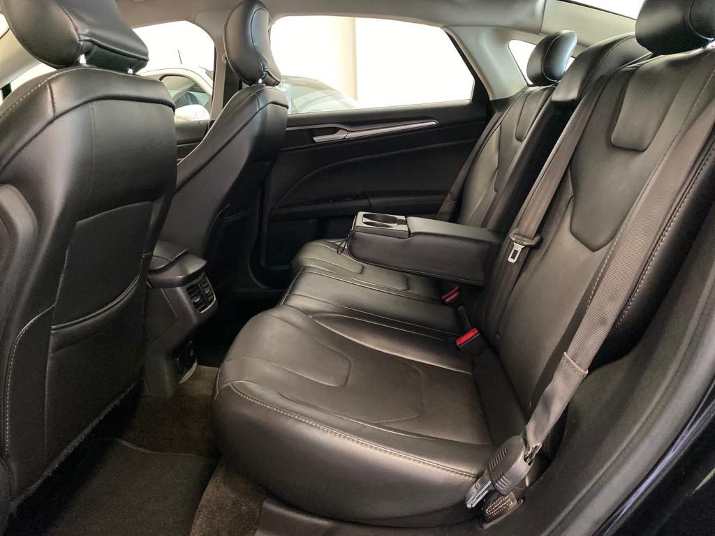 FORD Fusion - Foto