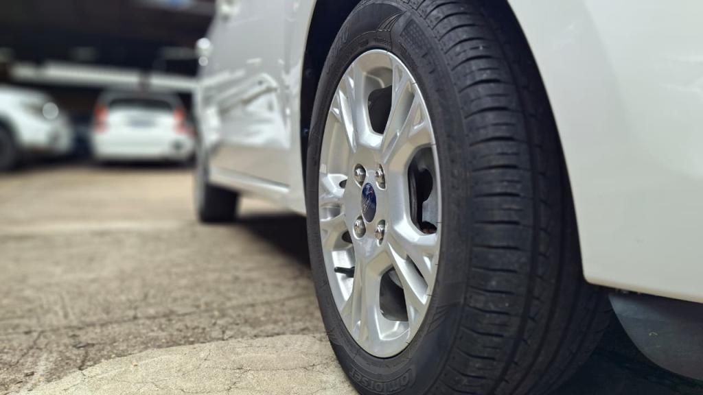 FORD Ka Hatch - Foto