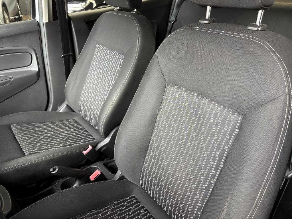 FORD Ka Hatch - Foto