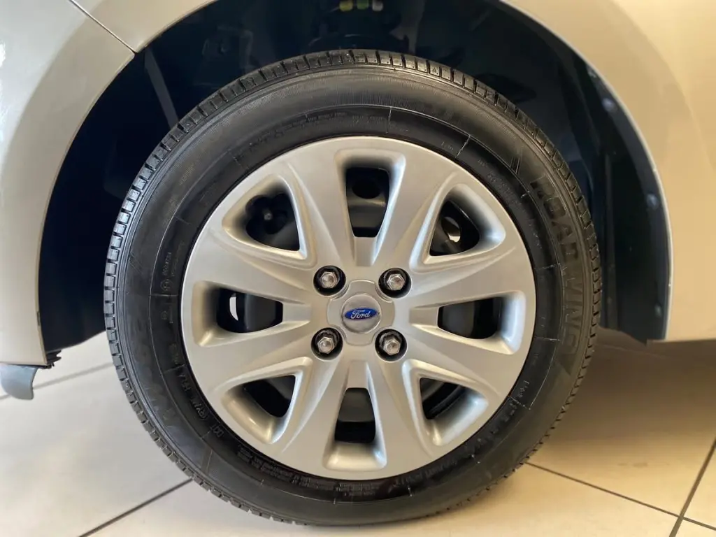 FORD Ka Hatch - Foto