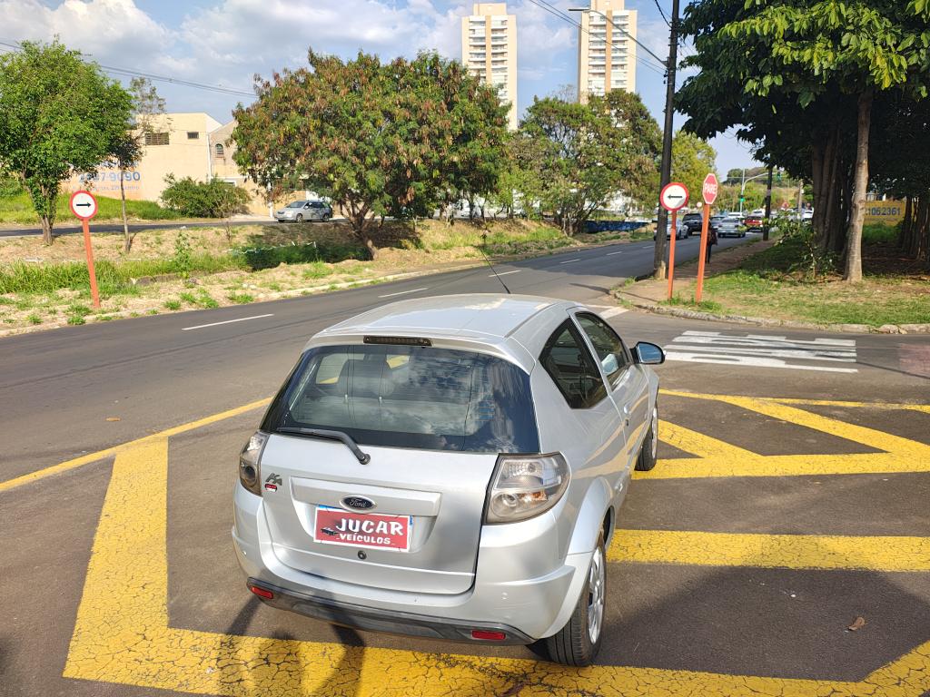 FORD Ka Hatch - Foto