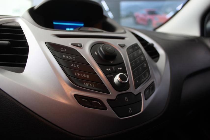 FORD Ka Hatch - Foto