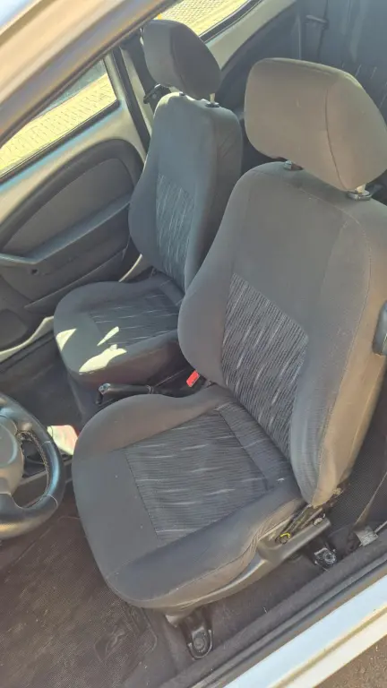 FORD Ka Hatch - Foto