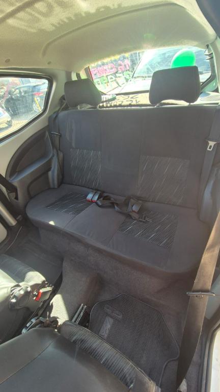 FORD Ka Hatch - Foto