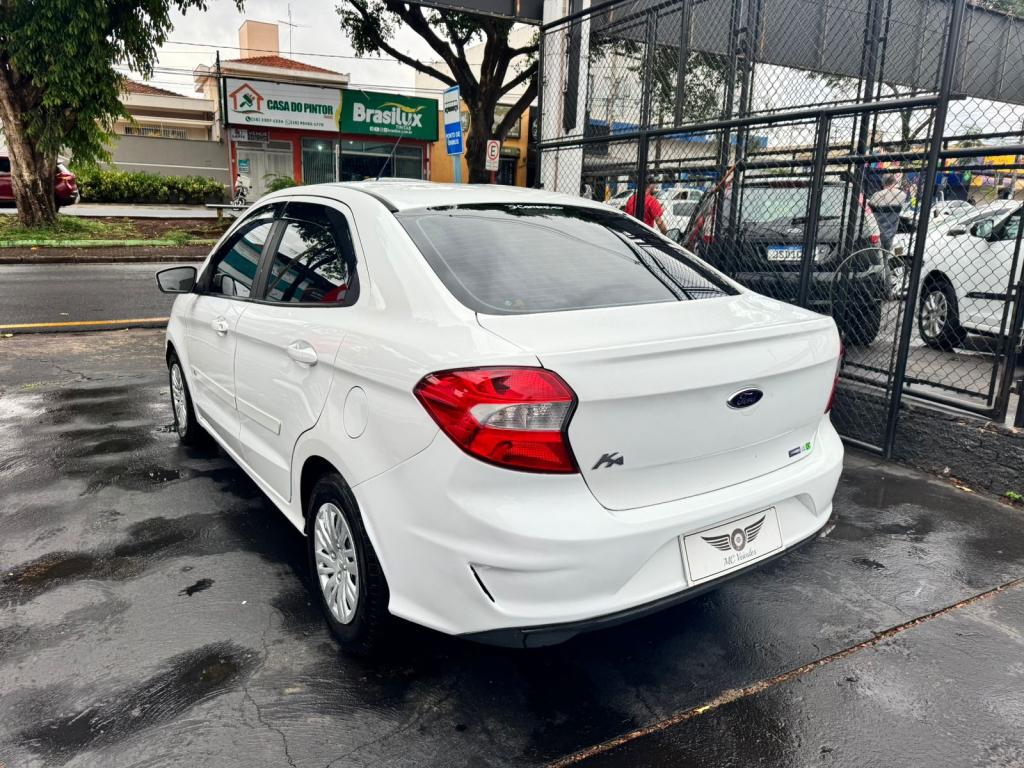 FORD Ka + Sedan - Foto