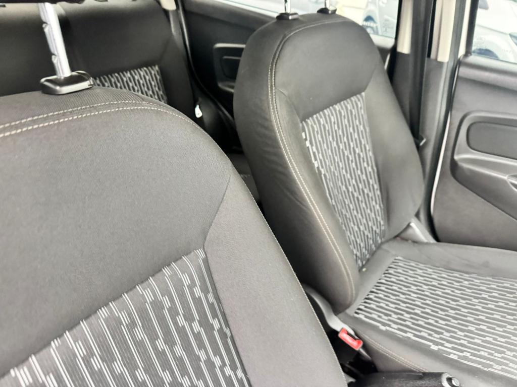 FORD Ka + Sedan - Foto