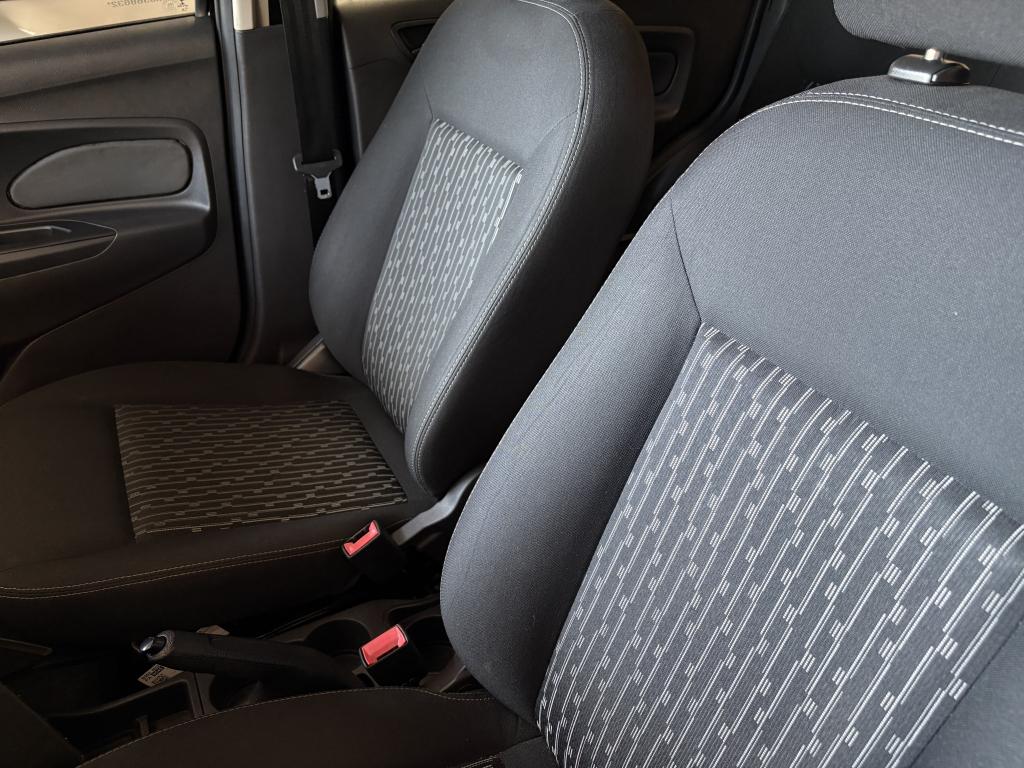 FORD Ka + Sedan - Foto