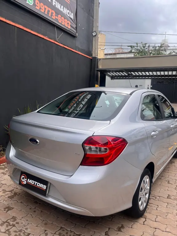 FORD Ka + Sedan - Foto