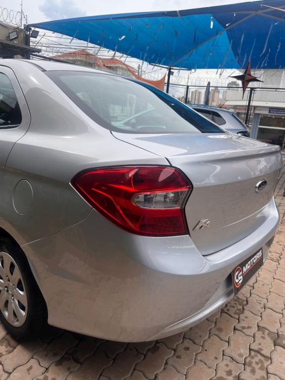 FORD Ka + Sedan - Foto