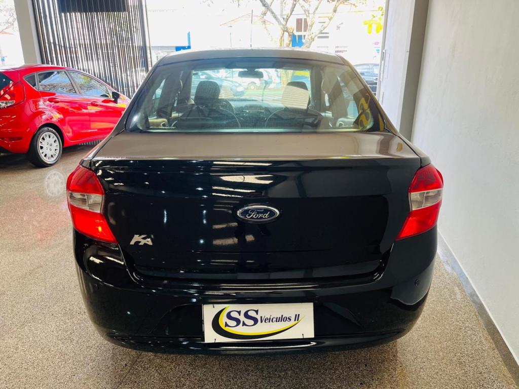 FORD Ka + Sedan - Foto