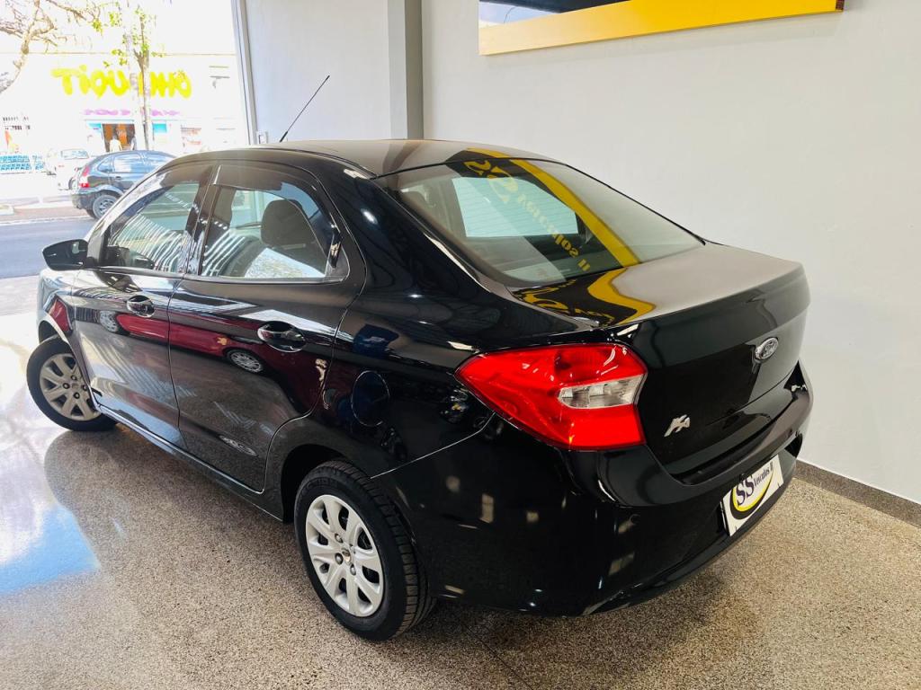 FORD Ka + Sedan - Foto