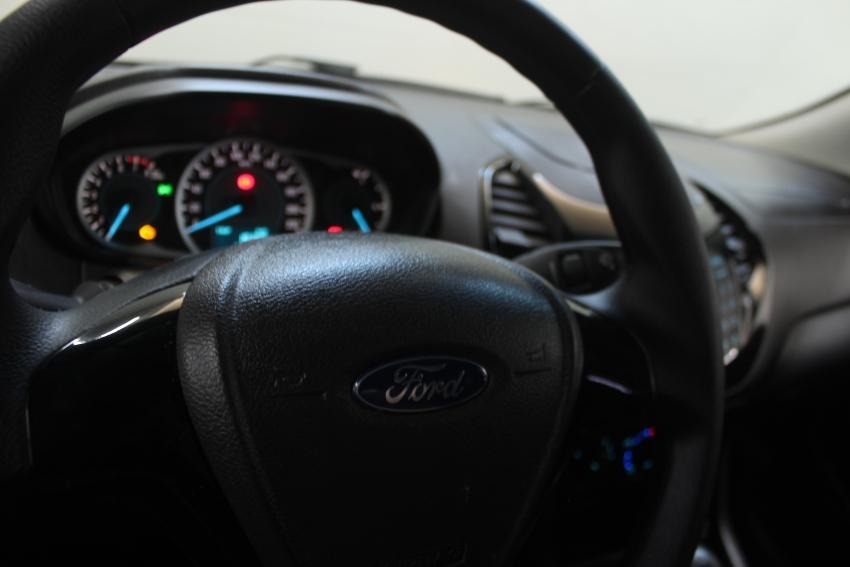 FORD Ka + Sedan - Foto
